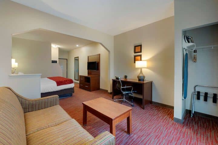 Room 18 of 55