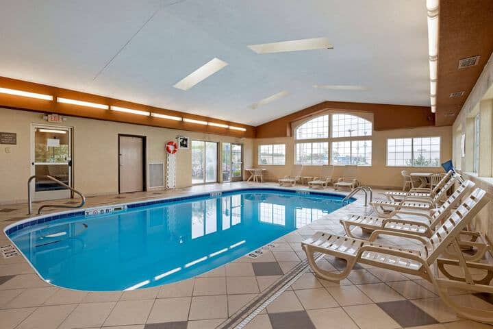 Pool 34 of 55